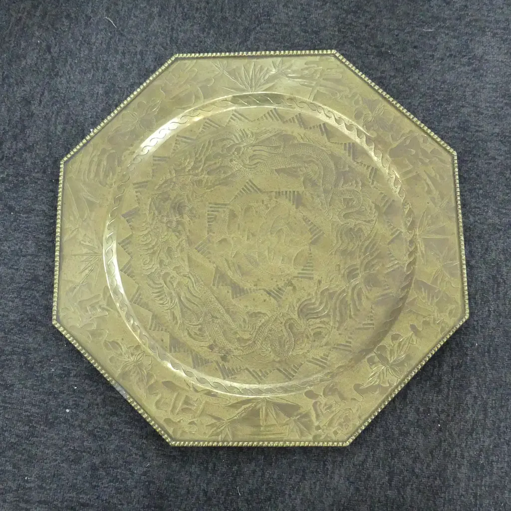 LG OCTAGONAL CHINESE BRASS TRAY 560mm dia Image 1++