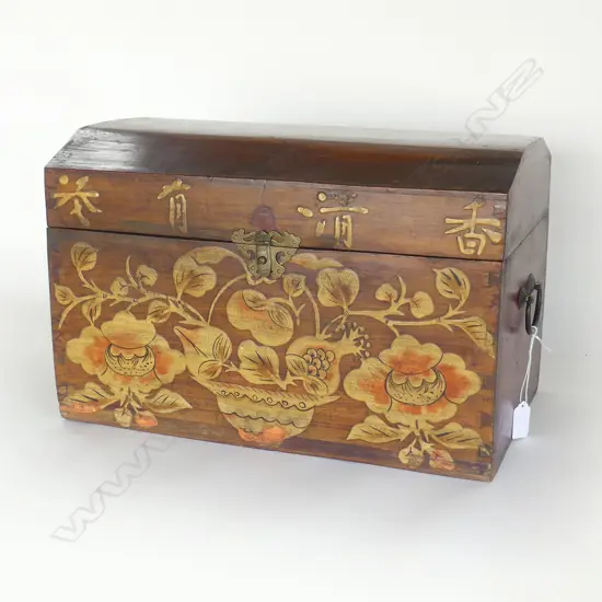 VINTAGE CHINESE PAINTED LIDDED BOX 450x260x290mm