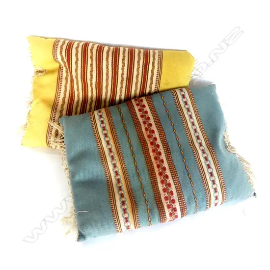 PR VINTAGE TAPESTRY TASSELED CUSHIONS L490MM