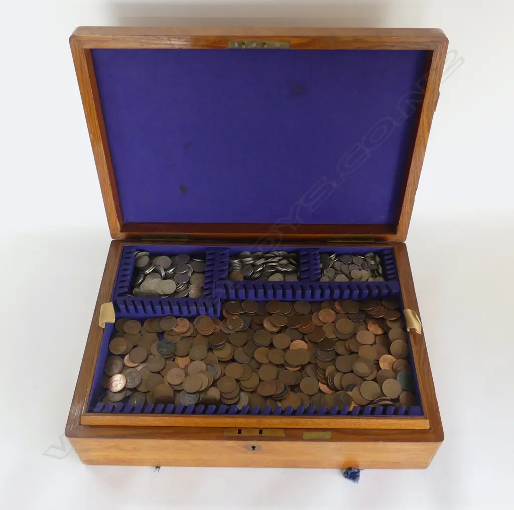 CANTEEN w. ASST. NZ MOSTLY COINS  Image 1++