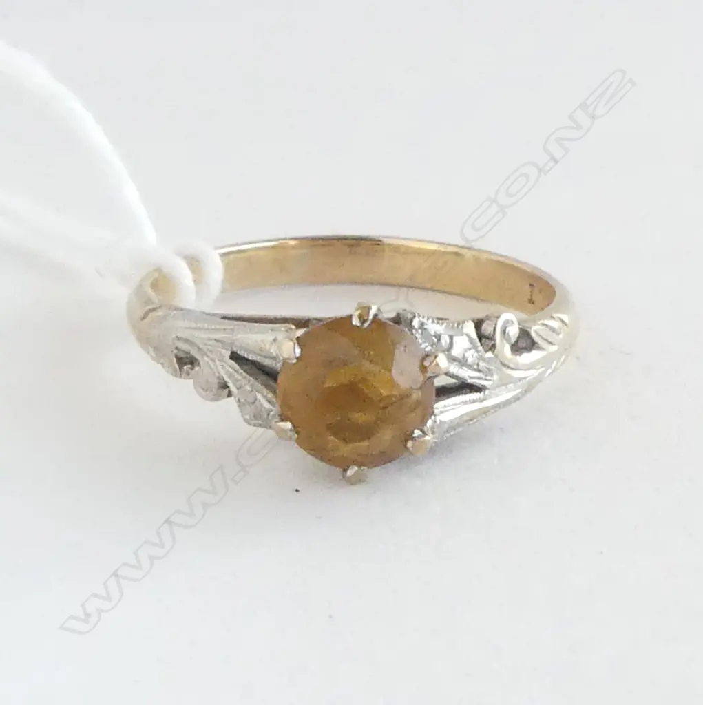9CT RING 1.9gms STONE FAULTED SIZE M Image 1++
