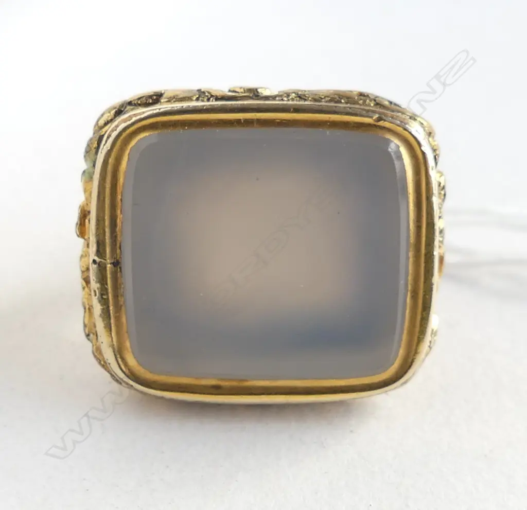 ROLLED GOLD SEAL WITH CLEAR AGATE STONE INSET H.30mm Image 1++