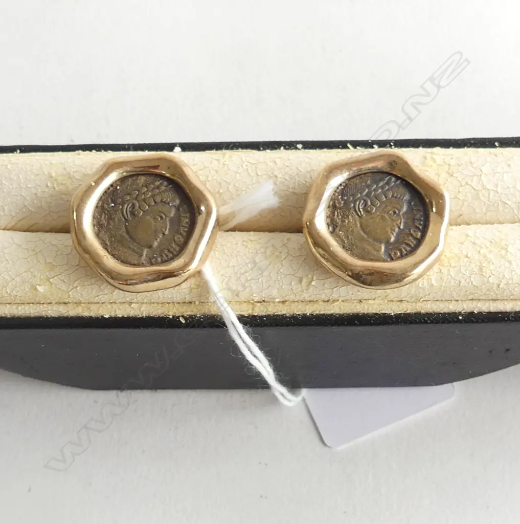 PR 9ct CUFFLINKS w CENTRAL FAUX ROMAN COIN  24.7gm Image 1++