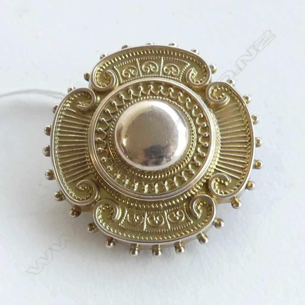 9CT GOLD BROOCH 35mm dia. 5.5gms Image 1++