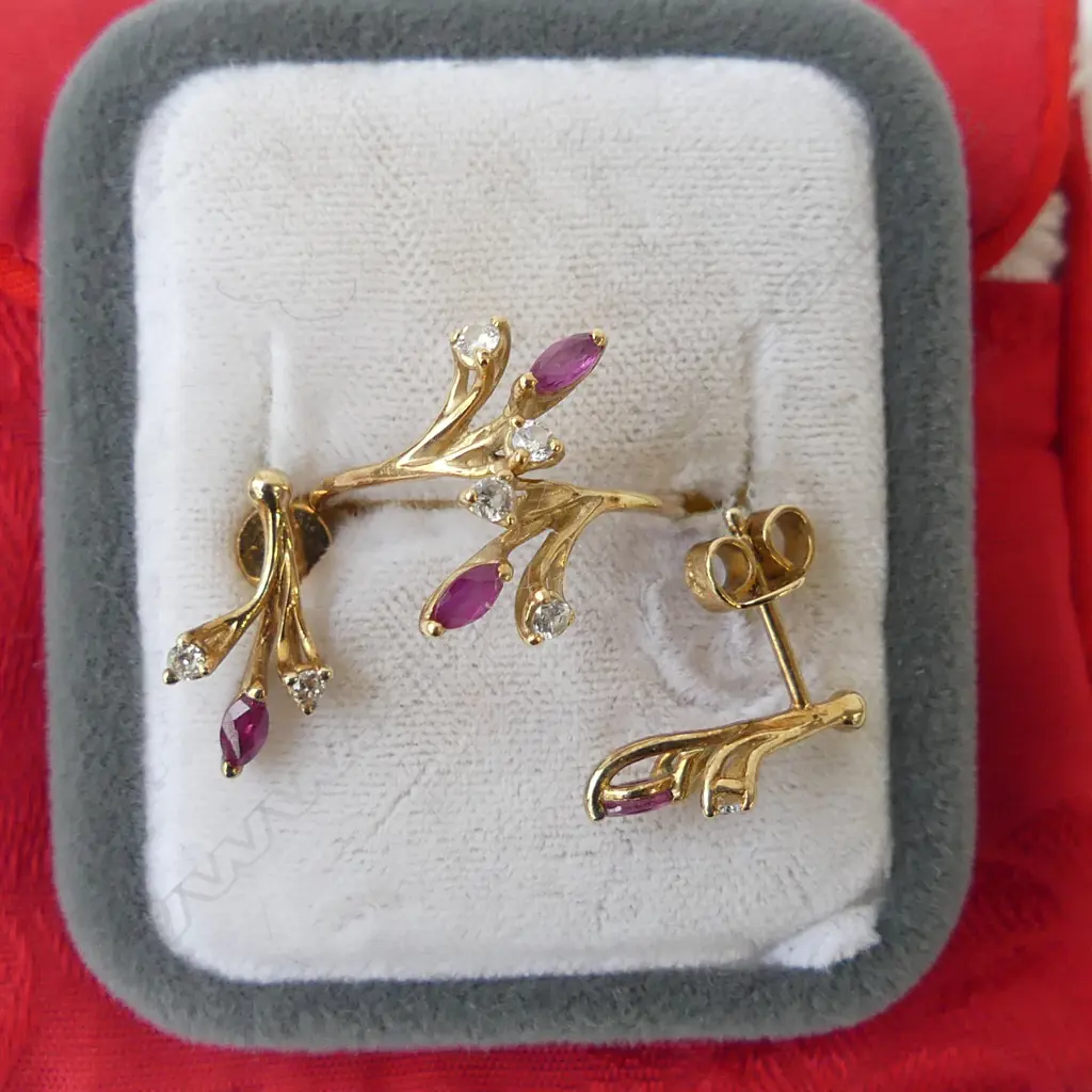 14CT GOLD RUBY & DIAMOND RING & EARRINGS SET 3.5gms  multi size **RTV** Image 1++
