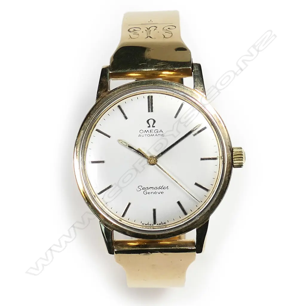 A vintage 9ct gold Omega Seamaster wristwatch with 9ct gold strap 58gms total, Image 1++