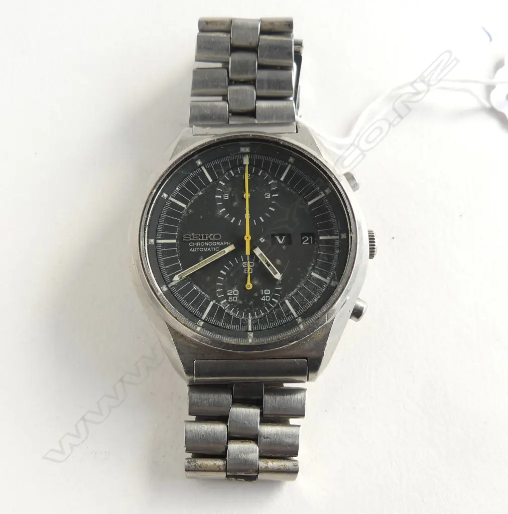 VINTAGE SEIKO CHRONGRAPH AUTOMATIC number to back 233494 not working Seiko strap Image 1++