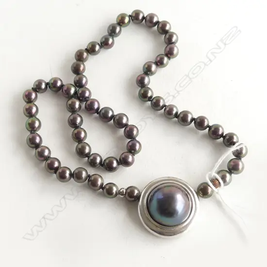 BLACK PEARL NECKLACE L.400mm w. VALUATION
