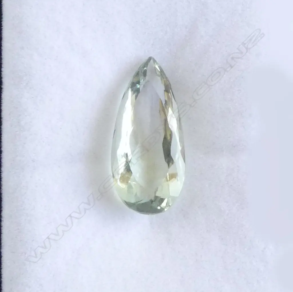 PEAR FACETED GREEN QUARTZ (PRASIOLITE) 13.37ct. AIG REPORT Image 1++