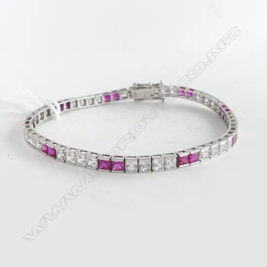 BRACELET, WHITE & RED STONES L.180mm