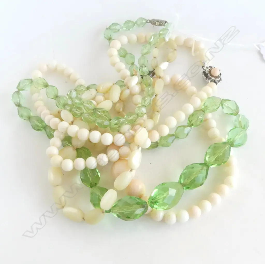 3 NECKLACES ALL w SILVER CLASPS Image 1++