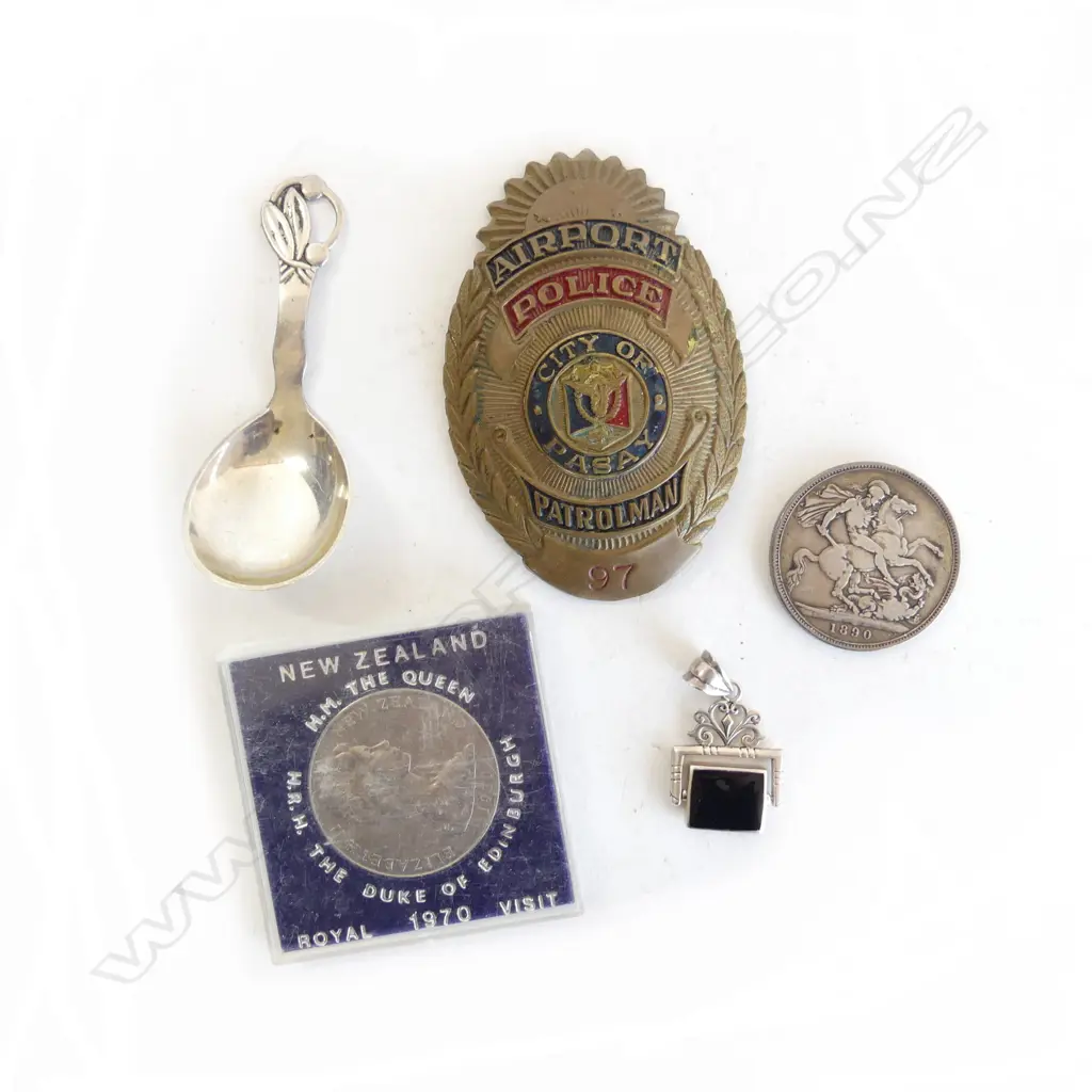 5 PCES; FOB, CADDY SPOON, 2 COINS, POLICE BADGE Image 1++