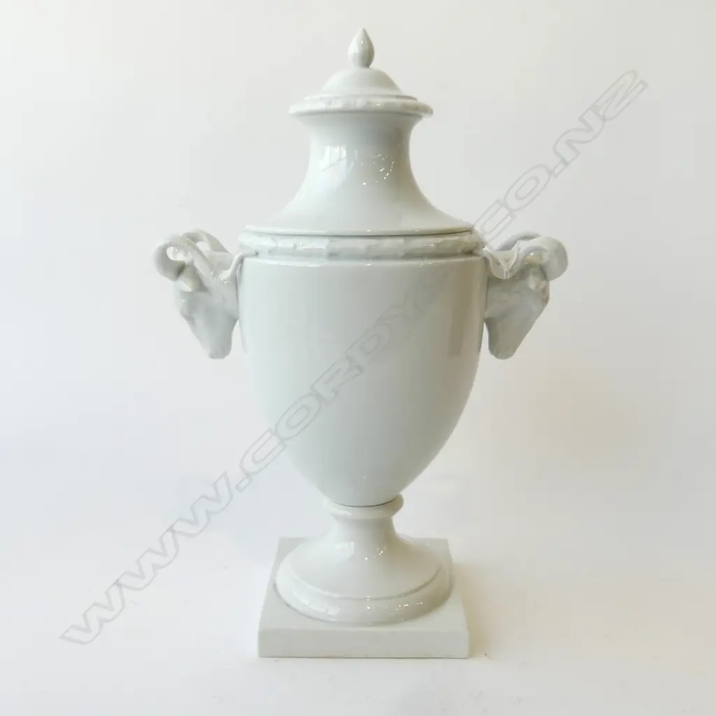 FORESTENBERG BLANC DE CHINE GOAT HEAD HANDLED LIDDED TURREN H390MM Image 1++