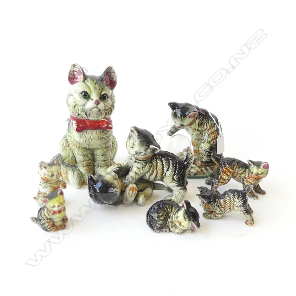 COLLECTION OF EIGHT CHINA CATS TALLEST 210MM SMALLEST 50MM Image 1++