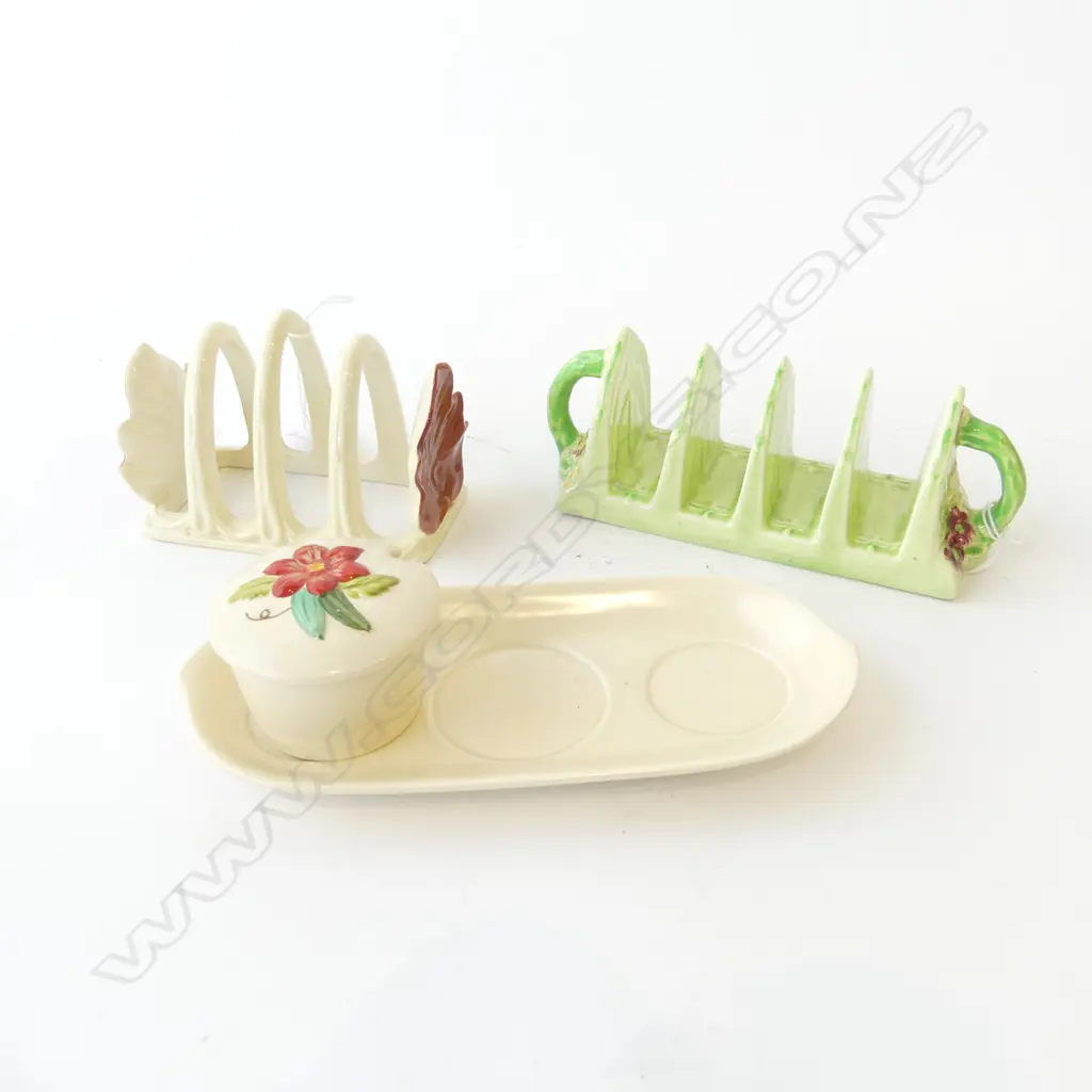 2 LEAF PAT TOAST RACKS L180MM & 3PC LEAF CONDIMENT SET L200MM Image 1++