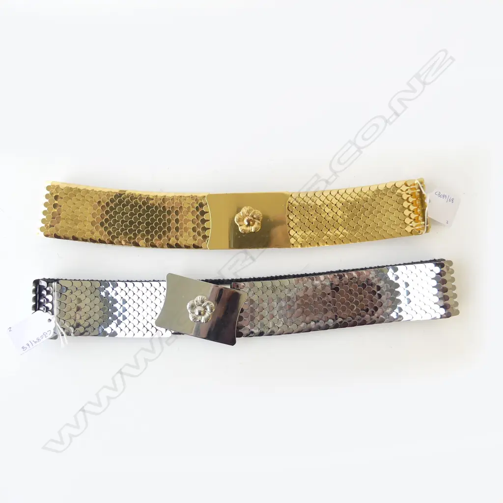 2 VINTAGE SNAKE SCALE METAL STRETCH BELTS 1 GOLD 1 SILVER COLOURS Image 1++