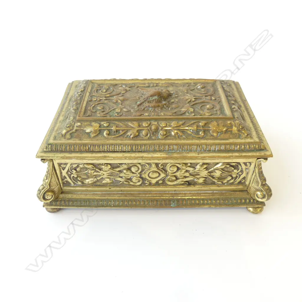 VINTAGE CAST BRASS JEWELRY BOX WITH BIRD EMBLEM L.200MM  Image 1++
