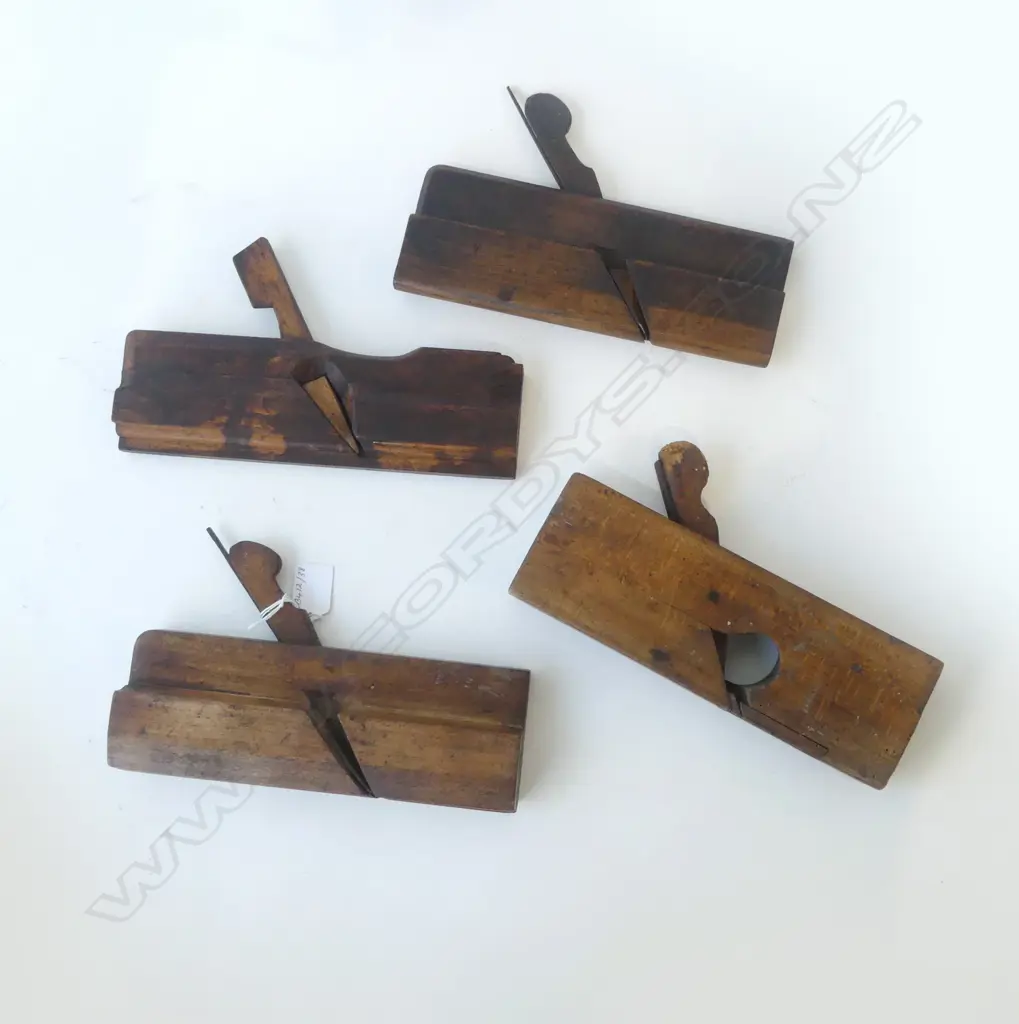 FOUR ANTIQUE WOODWORKING PLANES Image 1++