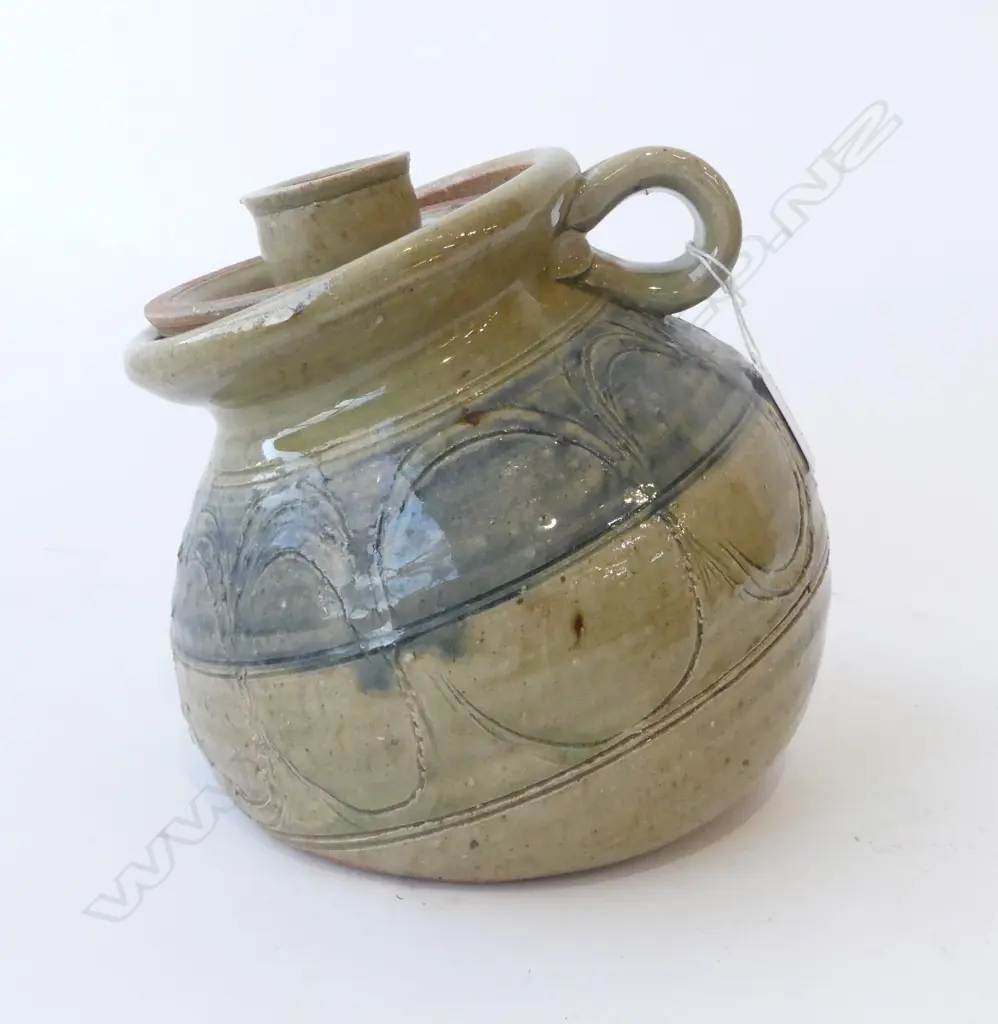 STUDIO POTTERY VESSEL Image 1++