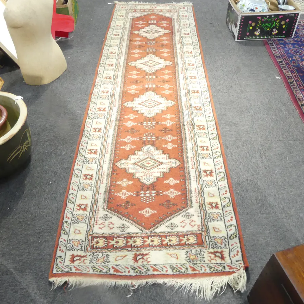 PERSIAN HAND KNOTTED RUNNER REDS & IVORY COLOURS L2090 W840MM Image 1++