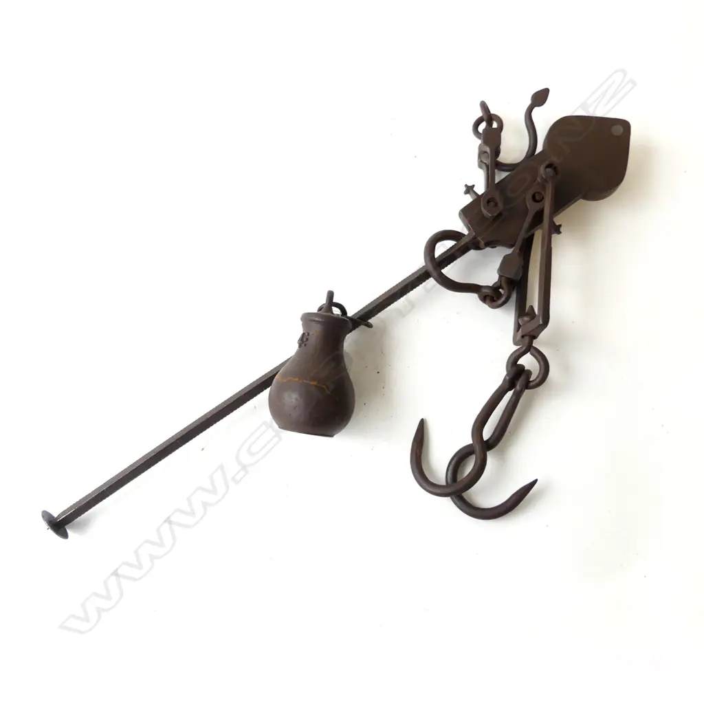 ANTIQUE AVERY STEEL YARD SCALES L.670mm Image 1++