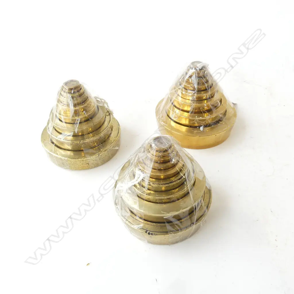 3 STACKS OF 9 BRASS AVERY IMPERIAL WEIGHTS Image 1++