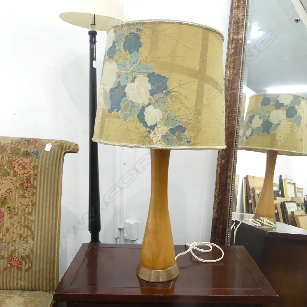 RETRO TABLE LAMP H.800mm Image 1++