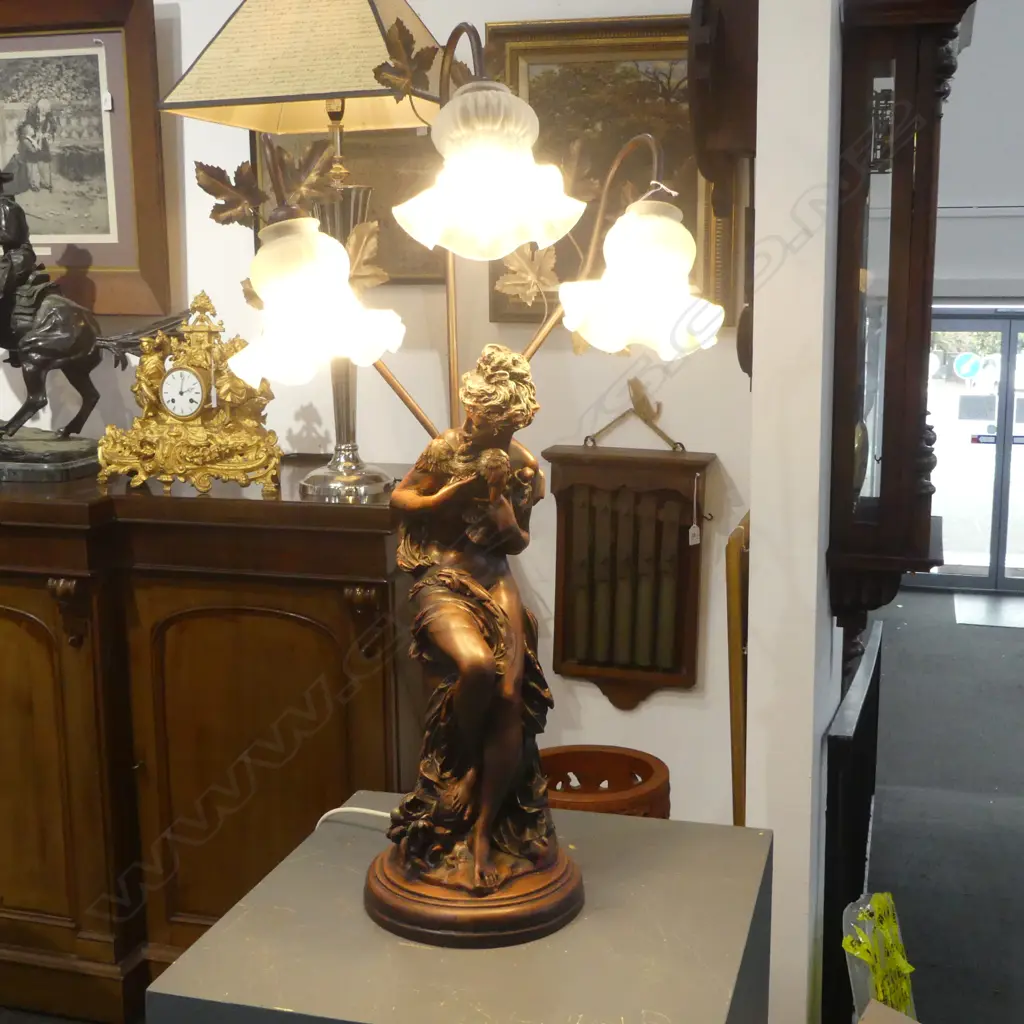 LARGE ANTIQUE STYLE RESIN LADY TABLE LAMP with three branch lights H.860mm Image 1++