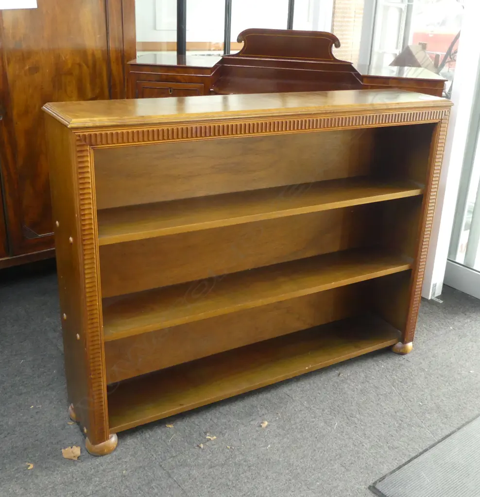 QUALITY C1950 BEECH ? BOOKCASE 3 SHELF. Figured wood top. 1215mm x 930mm Image 1++