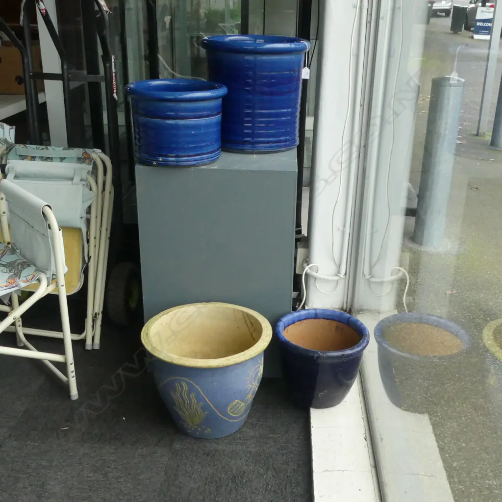 4 BLUE GLAZED GARDEN POTS H.355mm Image 1++