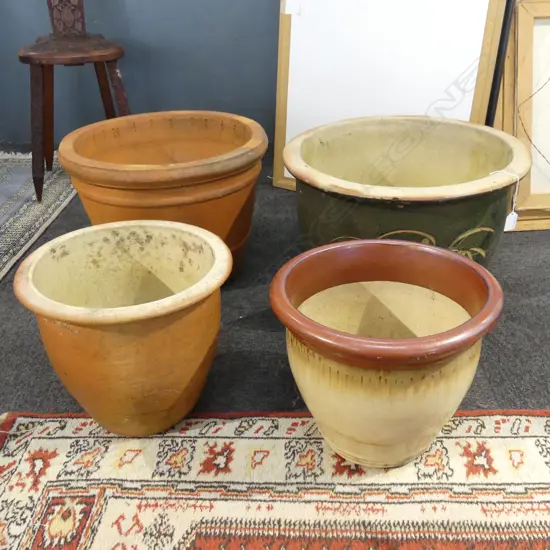 4 GARDEN POTS 480mm dia