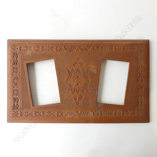 KAURI CHIP CARVED TWO WINDOW PHOTO FRAME