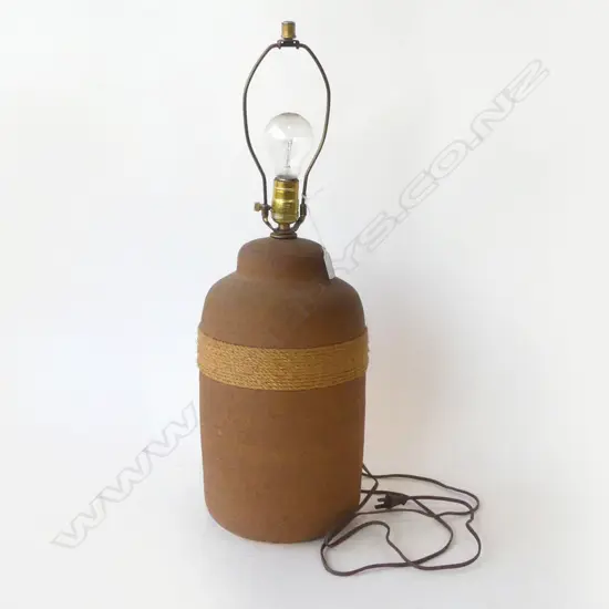 LGE STUDIO POTTERY & HEMP BOUND TABLE LAMP H 650MM