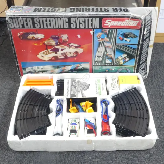 VINTAGE 'SPEEDTRAX SUPER STEERING SYSTEM' BOXED SLOT CAR TOY SET 