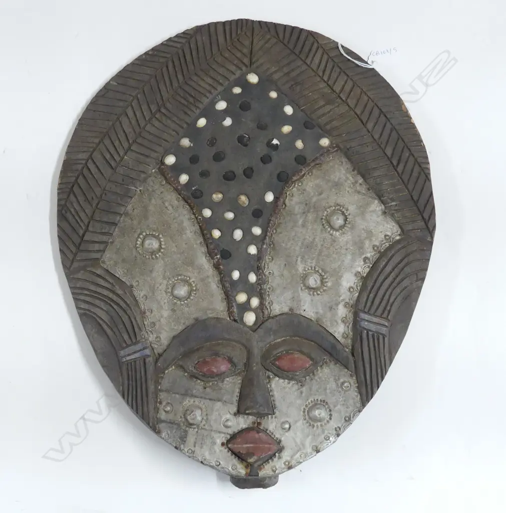 TRIBAL WOODEN FACE MASK 480x390mm Image 1++