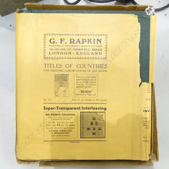 EDWARDIAN VINTAGE QUALITY COMMONWEALTH STAMP ALBUM 