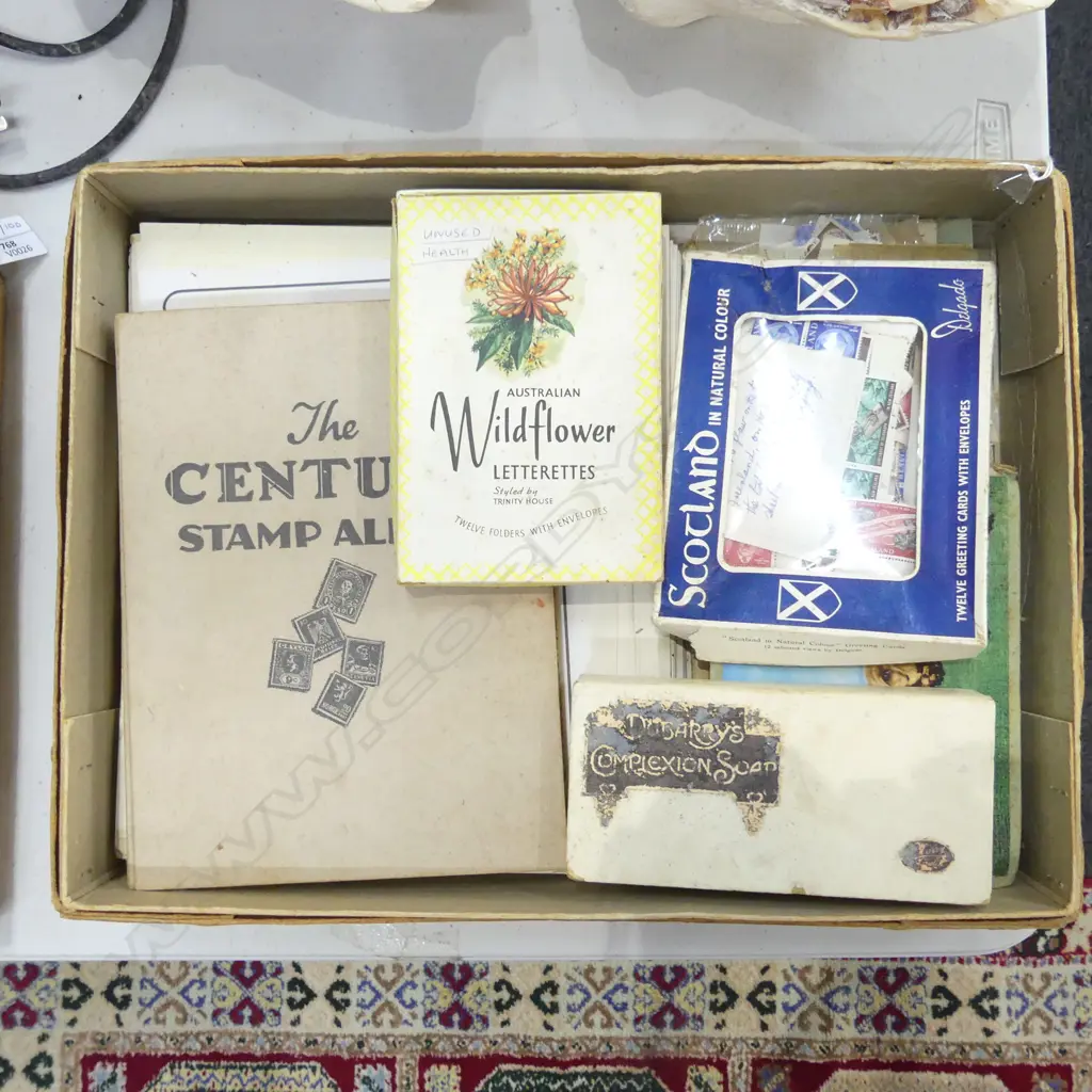STAMP COLLECTION & COMMONWEALTH ALBUM, SOME SIDE FACE QUEENS Image 1++