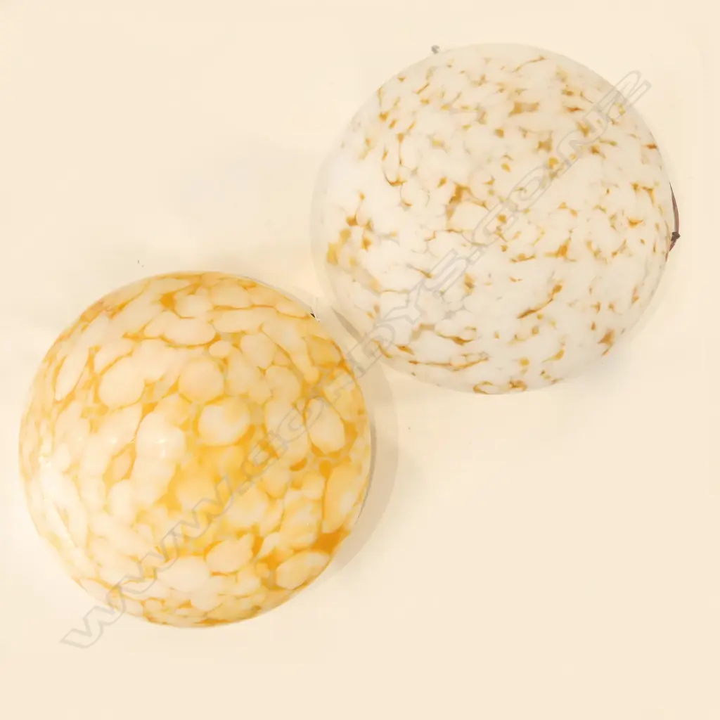 2 DECO PENDANT LIGHT FITTINGS 365mm dia Image 1++