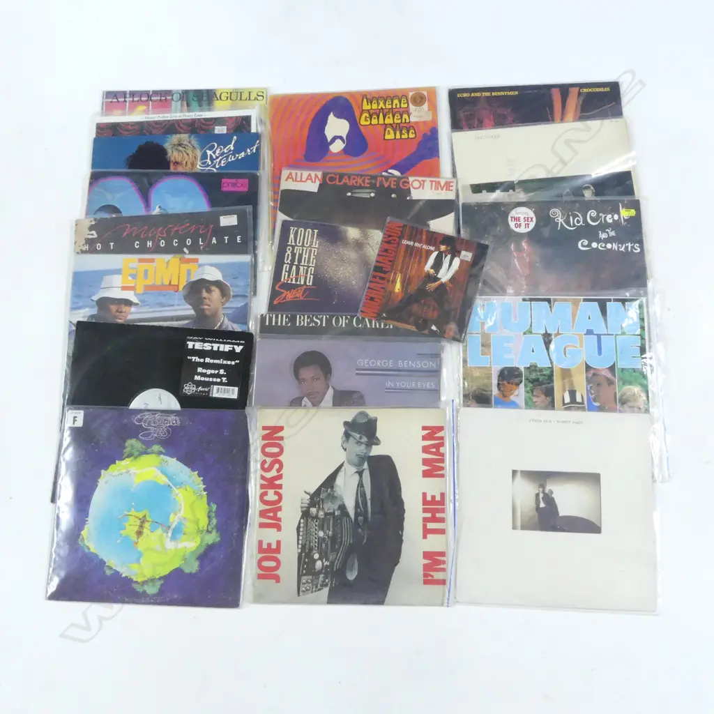 ASST. RECORDS THREE DOG NIGHT/YES/G BENSON/ALLAN CLARKE ETC **RTV** Image 1++