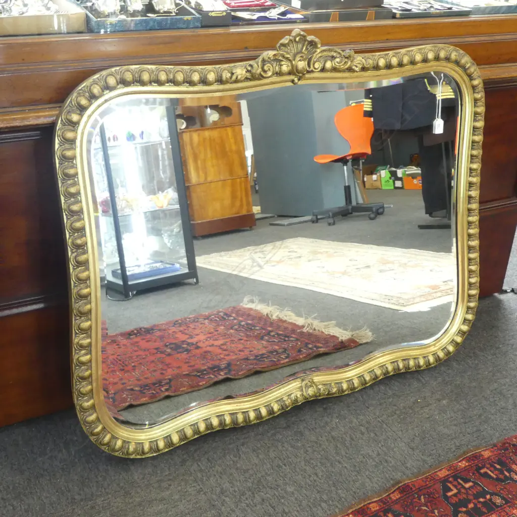 LG VINTAGE GILT FRAMED MIRROR 920x1100mm Image 1++