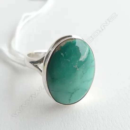 SILVER & TURQUOISE ? RING, CABOCHON SILVER SET SIZE Q