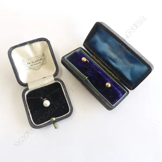 3 GOLD SHIRT STUDS: 1x 15ct W cultured pearl + pr in case. gold in case + pearl 2.8gms
