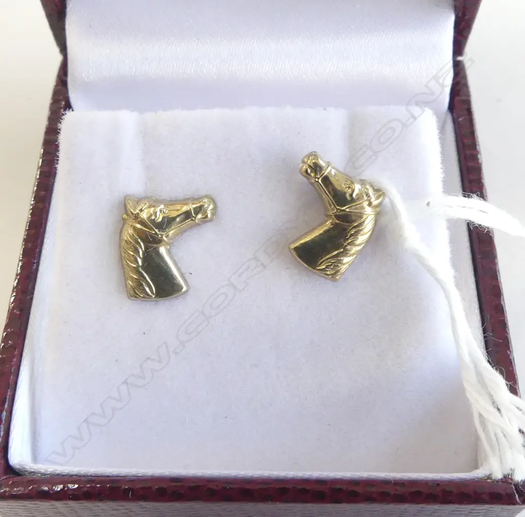 PR 9ct YELLOW GOLD HORSES HEADS EARRINGS for pierced ears. 0.56gms in jewellery box Image 1++