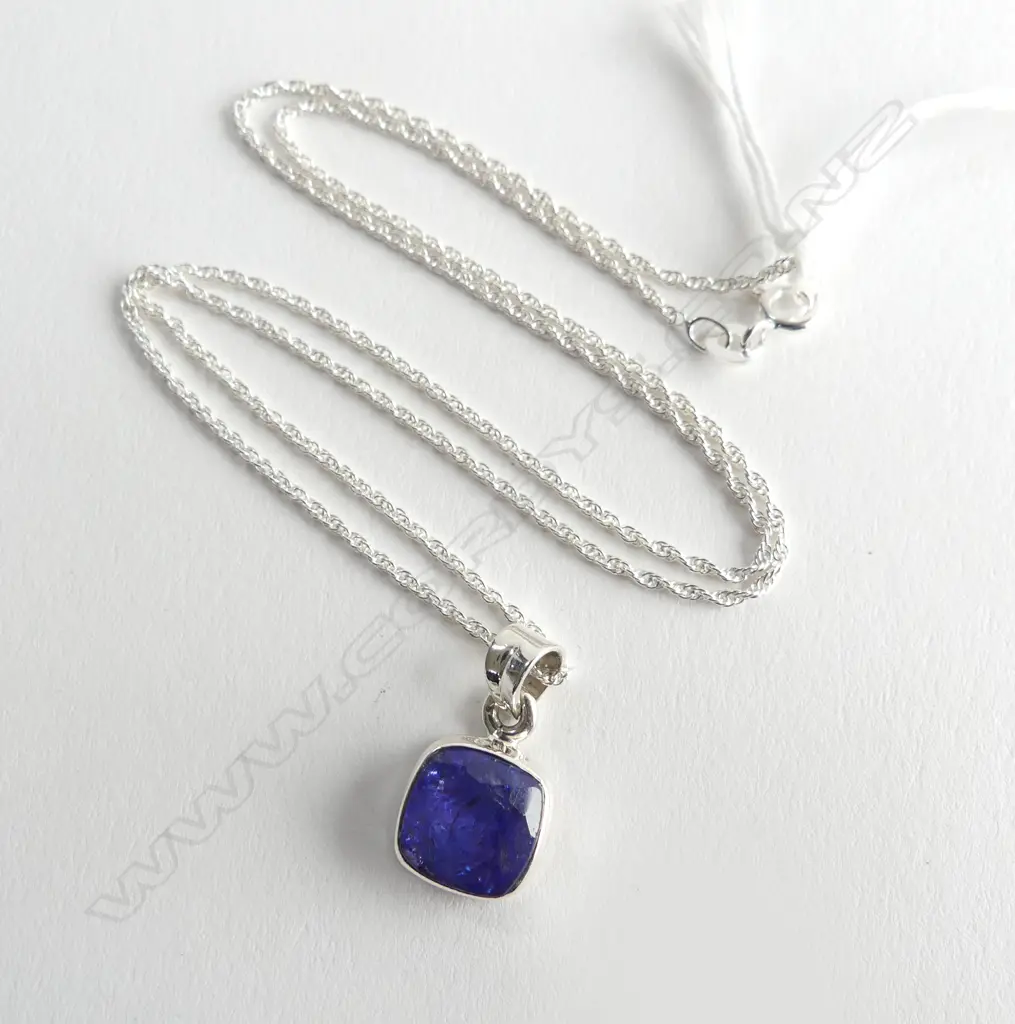 SILVER SET TANZANITE PENDANT, CUSHION CUT ON SILVER CHAIN Image 1++