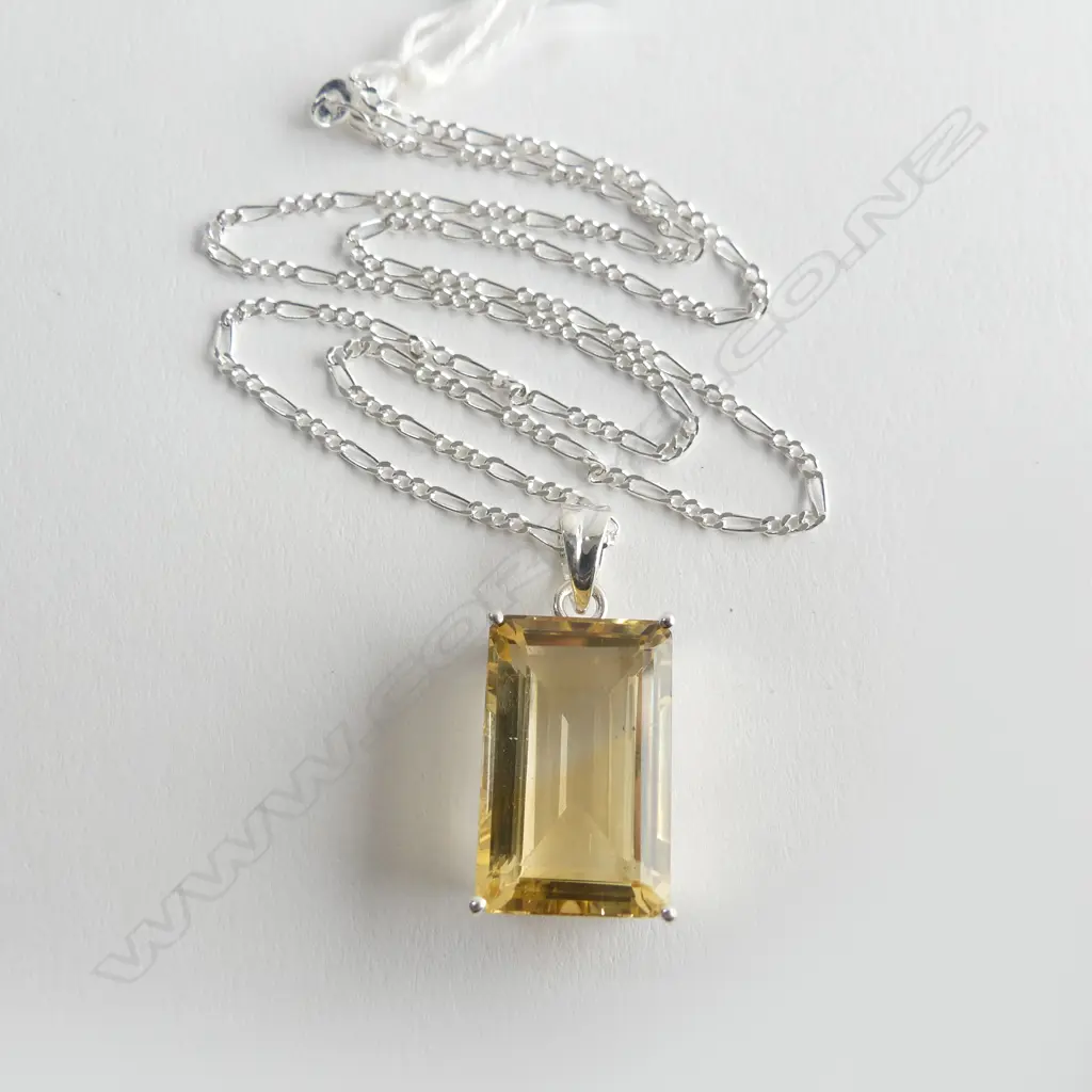 SILVER & CITRINE PENDANT, BAGUETTE CUT ON SILVER CHAIN Image 1++