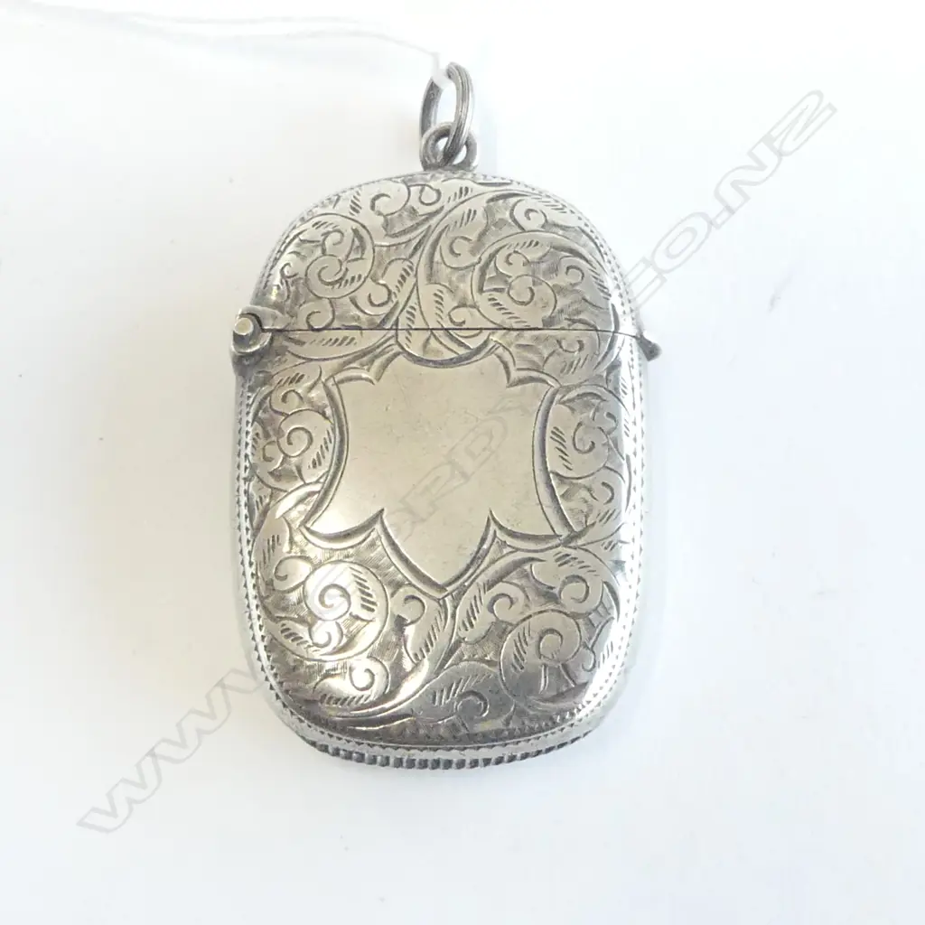 Birmingham 1902 Edwardian SILVER ENGRAVED VESTA pendant loop to top Image 1++