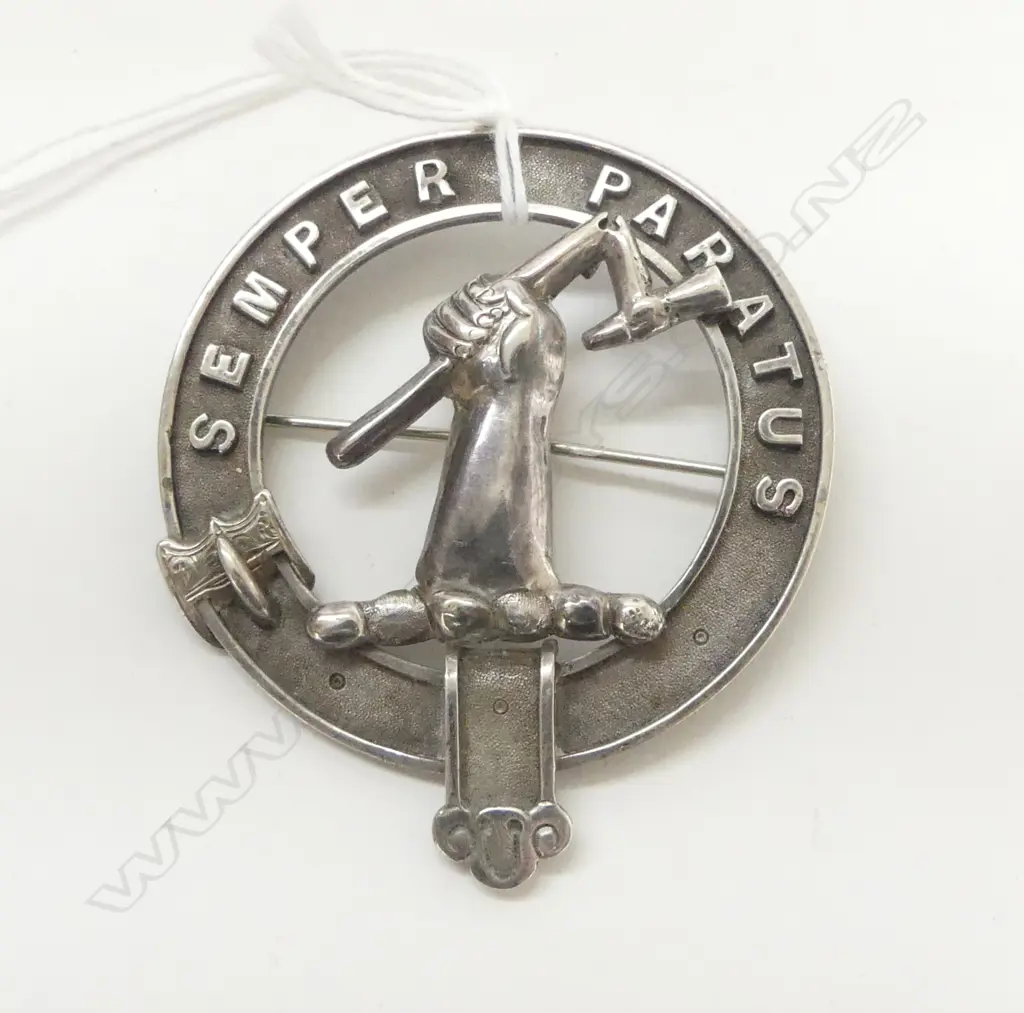 VINTAGE SILVER SCOUTING MOVEMENT LGE KILT BADGE Image 1++
