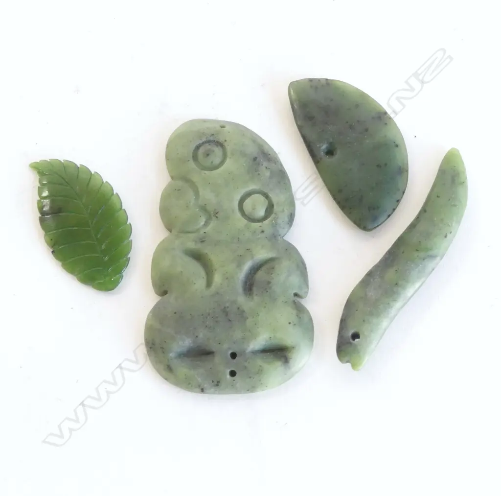 4 PCES GREENSTONE INCL. TIKI H.80mm Image 1++