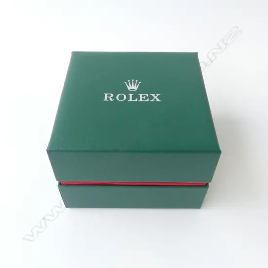 SHOP DISPLAY BOX