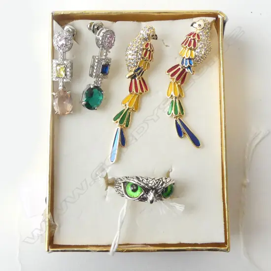 OWL RING & 2 PRS OF COLOURFUL DROP EARRINGS 